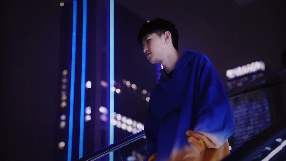 干杯！BLG轻松击败WBG 夺得LPL夏季赛冠军